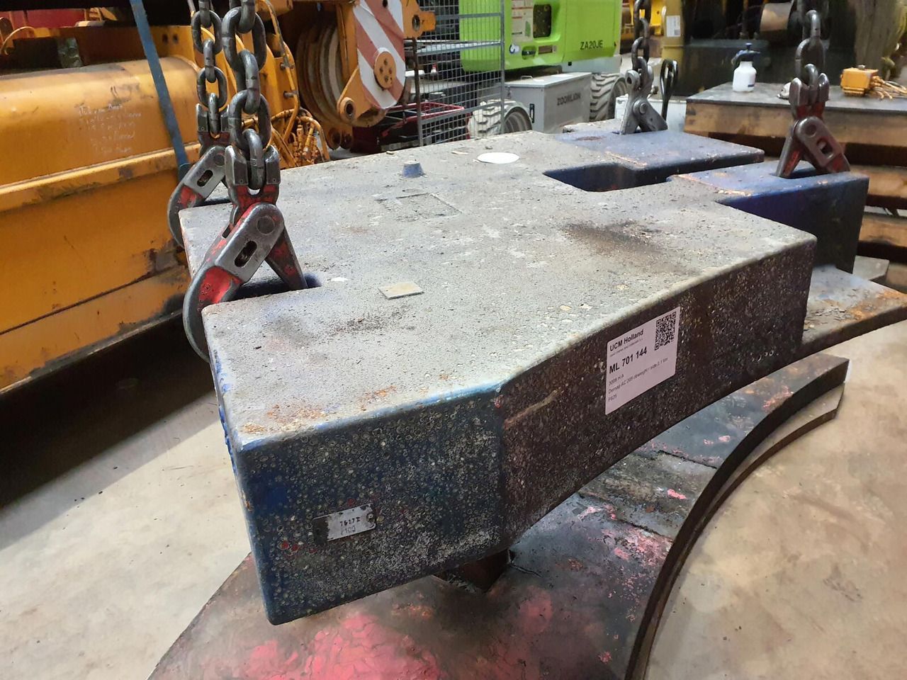 Terex AC 205 counterweight right side 2,1 ton 58760340 - Contrapeso para Autogrúa: foto 3 Terex AC 205 counterweight right side 2,1 ton 58760340 - Contrapeso para Autogrúa: foto 3
