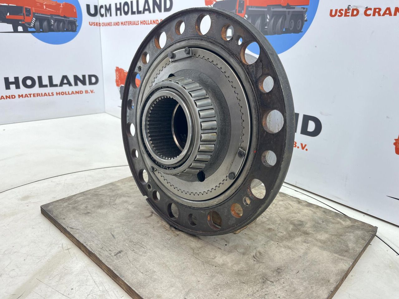 Terex Demag AC 100/4 planetary gear 22-25-74-40-3pl-H127-46 94747622812 - Mando final para Autogrúa: foto 3 Terex Demag AC 100/4 planetary gear 22-25-74-40-3pl-H127-46 94747622812 - Mando final para Autogrúa: foto 3
