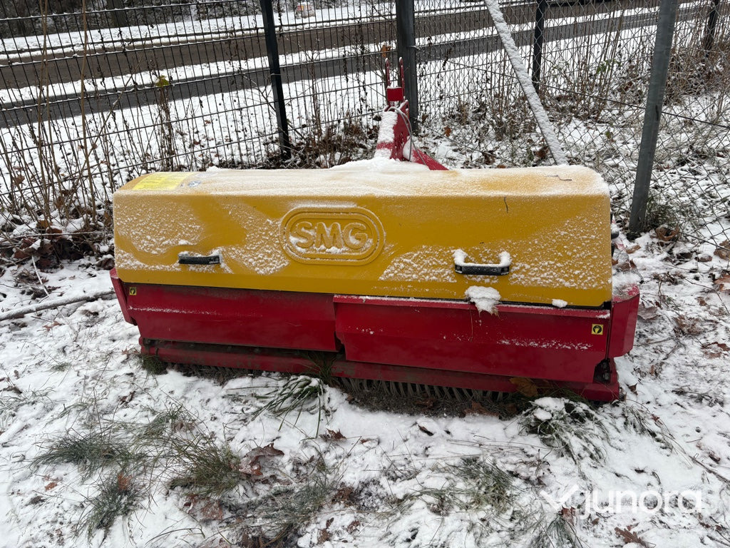 Djuprengörare - Turfking TK1500 - Maquinaria de jardinería: foto 2 Djuprengörare - Turfking TK1500 - Maquinaria de jardinería: foto 2