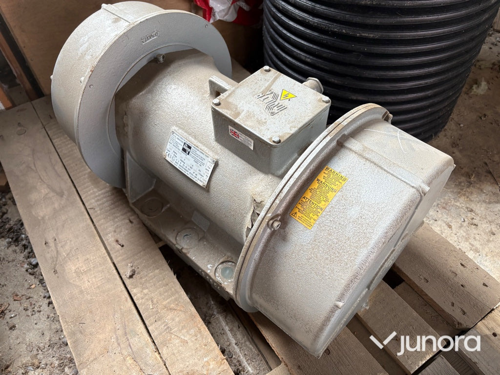 Elmotor - Invicta, BLZ/50-75/4/01/50 - Sistema eléctrico para Maquinaria de construcción: foto 3 Elmotor - Invicta, BLZ/50-75/4/01/50 - Sistema eléctrico para Maquinaria de construcción: foto 3