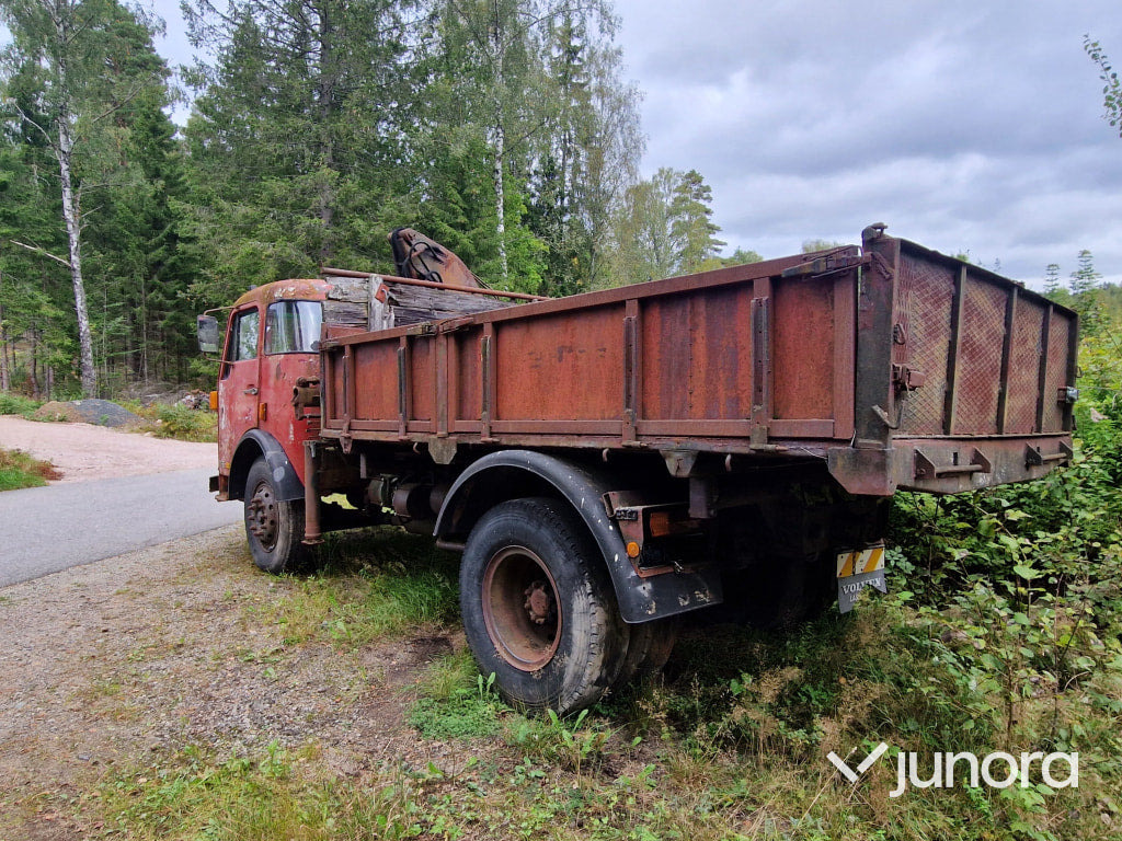 Veteranlastbil Volvo F85-34 - Camión caja abierta, Camión grúa: foto 4 Veteranlastbil Volvo F85-34 - Camión caja abierta, Camión grúa: foto 4