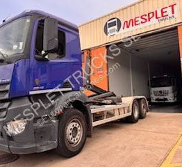 Mercedes Actros 2842 - Multibasculante camión: foto 1 Mercedes Actros 2842 - Multibasculante camión: foto 1