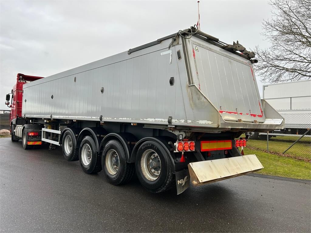 CMT 36m3 alu kasse - aut presenning - Volquete semirremolque: foto 4 CMT 36m3 alu kasse - aut presenning - Volquete semirremolque: foto 4