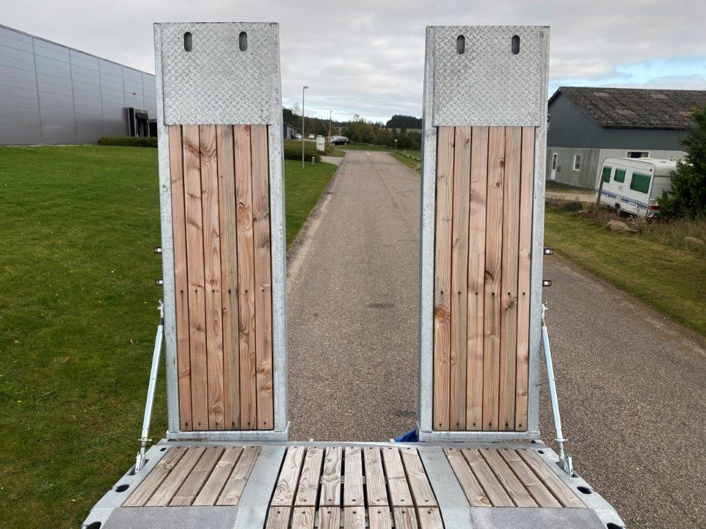 Hangler DTS-H 300 P 3 akslet med ramper  - Góndola rebajadas remolque: foto 5 Hangler DTS-H 300 P 3 akslet med ramper  - Góndola rebajadas remolque: foto 5