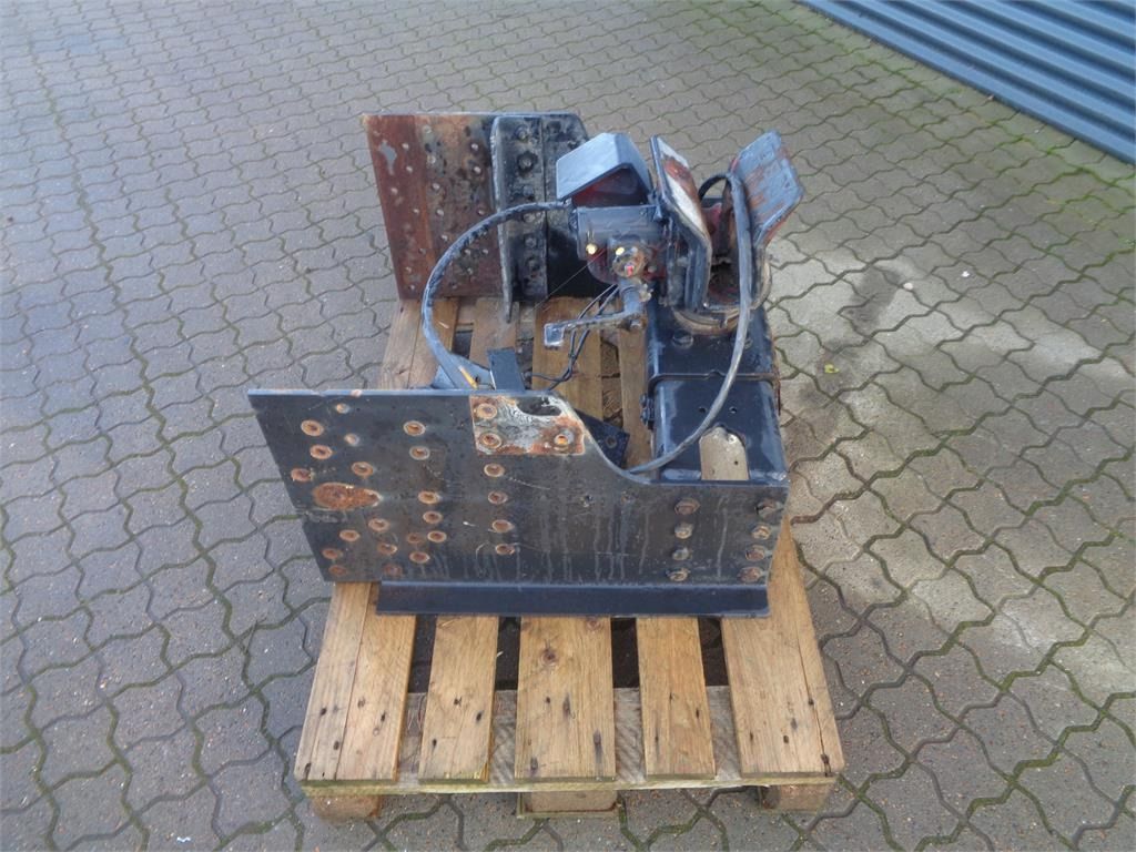 VBG 57 mm luftbetjent træk m. travers - Implemento para Camión: foto 3 VBG 57 mm luftbetjent træk m. travers - Implemento para Camión: foto 3