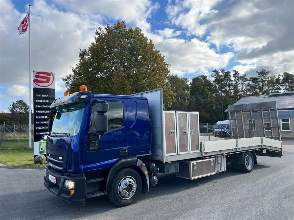 Iveco Euro Cargo 120 E22 - Portavehículos camión: foto 1 Iveco Euro Cargo 120 E22 - Portavehículos camión: foto 1