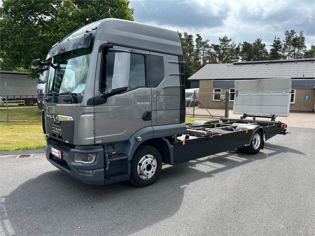 Portacontenedore/ Intercambiable camión MAN TGL 8-220 4x2 BL incl. 2 stk veksellad: foto 6