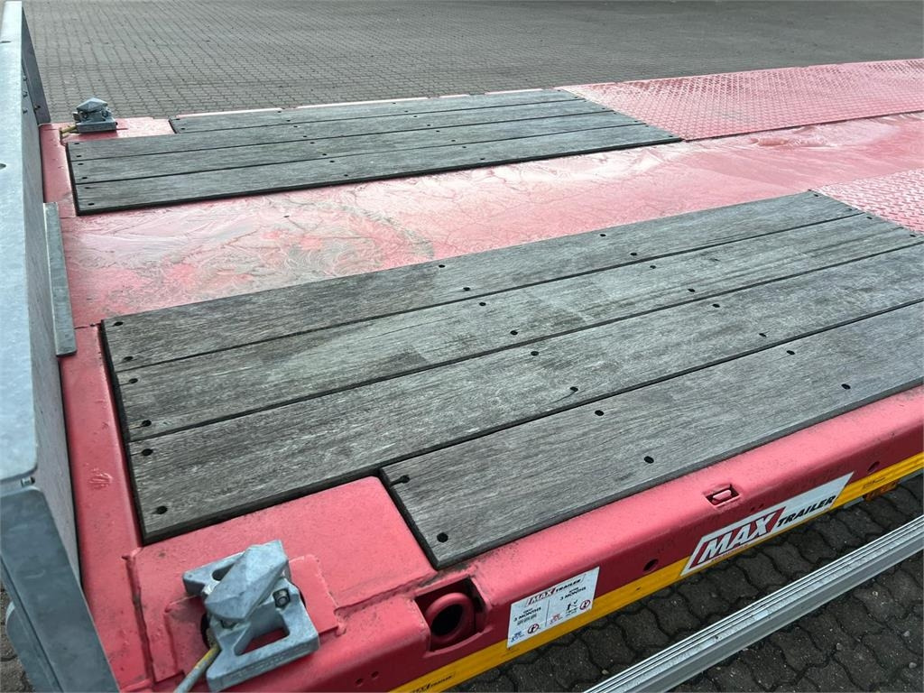 MAX Trailer MAX 300 - 7000 mm + ramper - Portavehículos remolque: foto 4 MAX Trailer MAX 300 - 7000 mm + ramper - Portavehículos remolque: foto 4