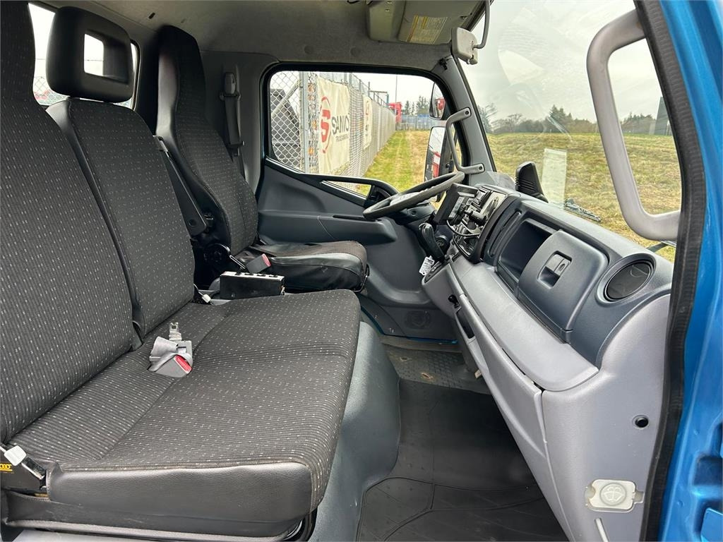 Mitsubishi Fuso CANTER 9C150 - Multibasculante camión: foto 5 Mitsubishi Fuso CANTER 9C150 - Multibasculante camión: foto 5