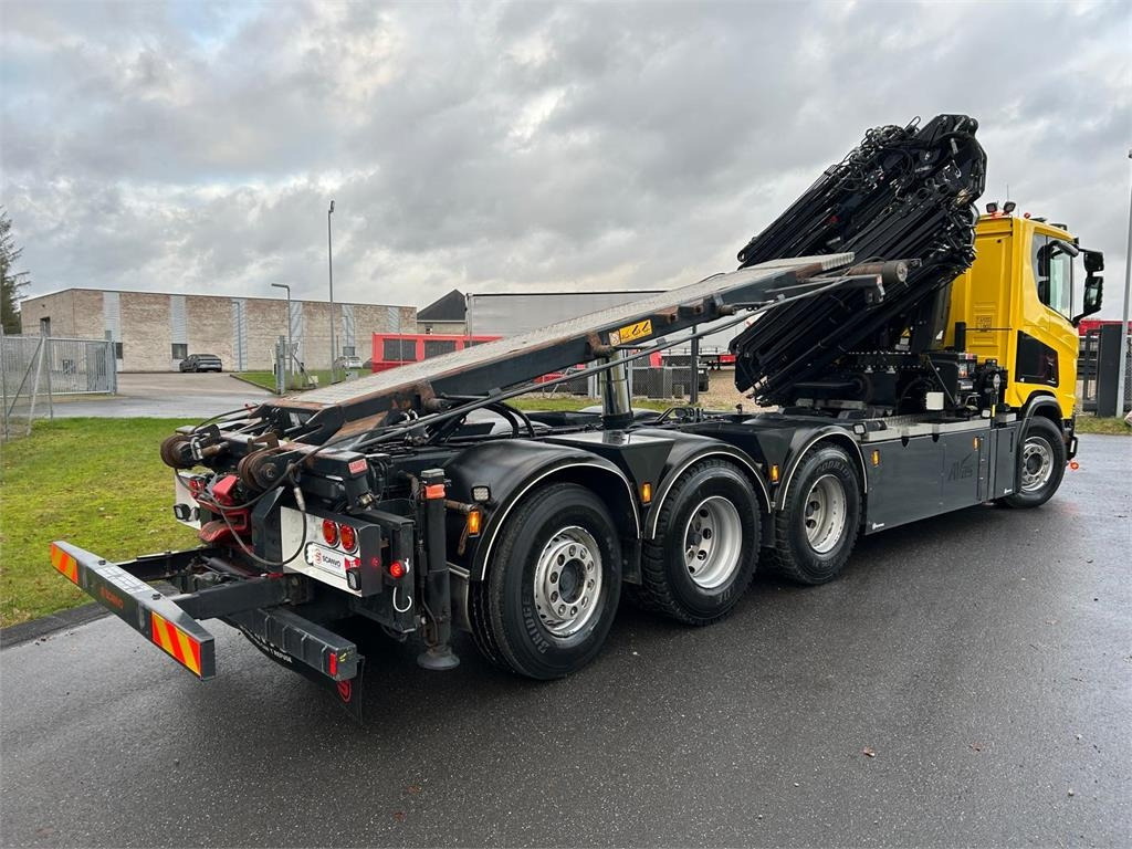 Scania R500 XT B 8x4*4 NA - Hiab 408 E6 + jib - Portacontenedor de cadenas camión: foto 2 Scania R500 XT B 8x4*4 NA - Hiab 408 E6 + jib - Portacontenedor de cadenas camión: foto 2