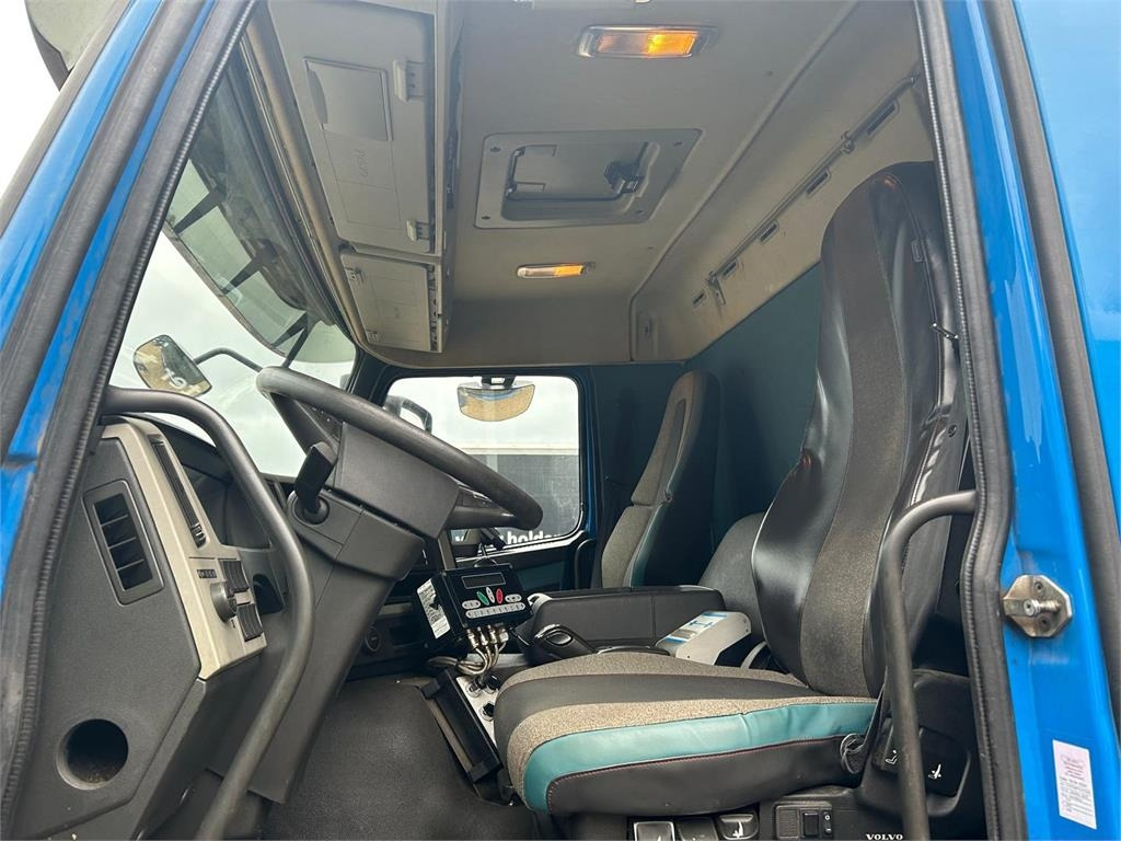 Volvo FM420 8x2*6 Trippel NTM 25m3 - Camión de basura: foto 5 Volvo FM420 8x2*6 Trippel NTM 25m3 - Camión de basura: foto 5