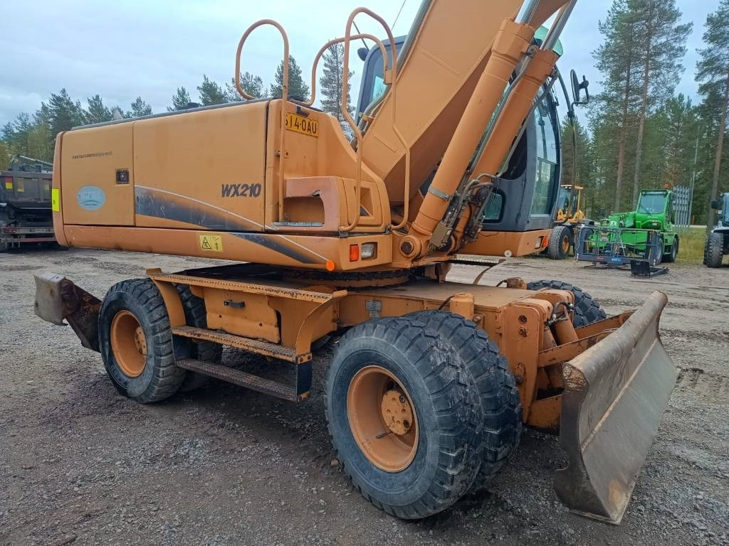 Excavadora de ruedas Case WX210 PYÖRITTÄJÄLLÄ: foto 6