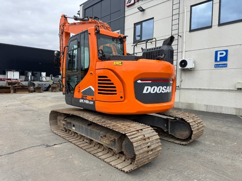 Develon DX 140 LCR-7, STAGE V - Excavadora de cadenas: foto 3 Develon DX 140 LCR-7, STAGE V - Excavadora de cadenas: foto 3