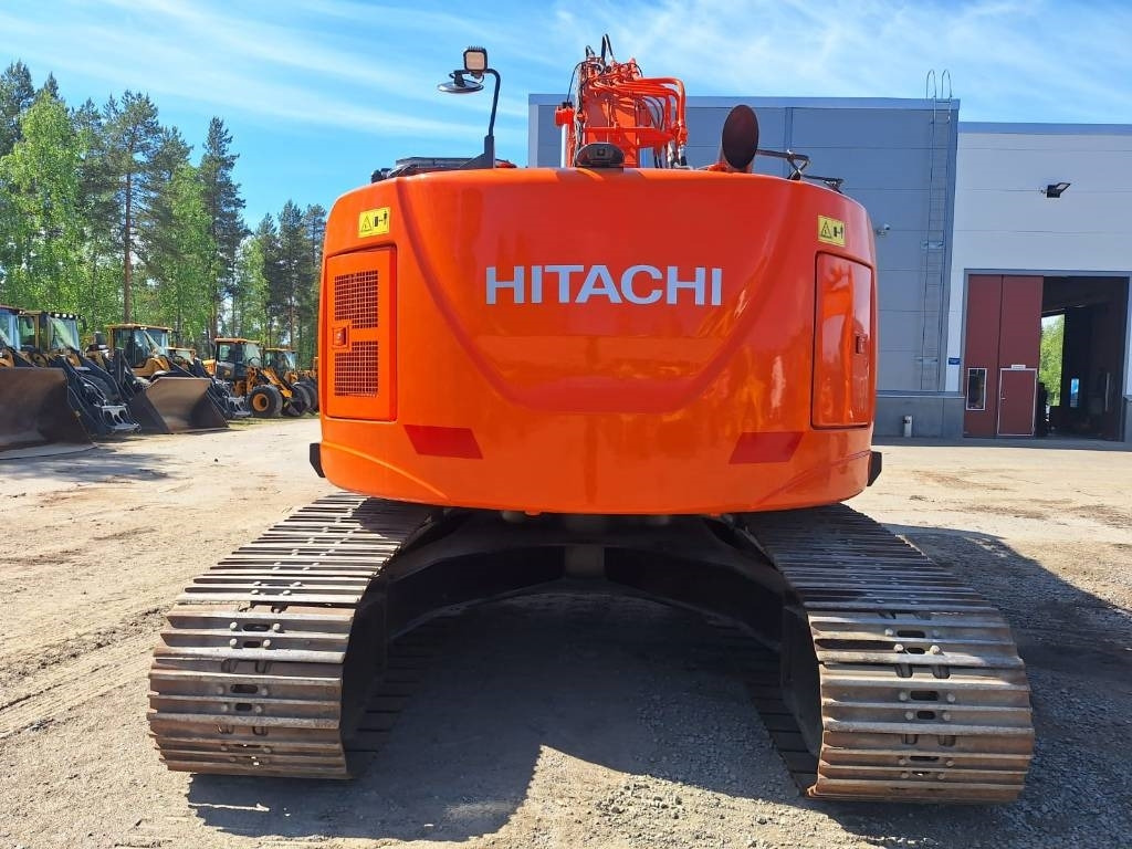 Hitachi ZX225USLC-5 PYÖRITTÄJÄ+PIHDIT YM. - Excavadora de cadenas: foto 3 Hitachi ZX225USLC-5 PYÖRITTÄJÄ+PIHDIT YM. - Excavadora de cadenas: foto 3