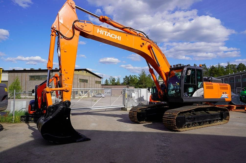 Hitachi ZX350LC-6 UUSI ALAKERTA - Excavadora de cadenas: foto 2 Hitachi ZX350LC-6 UUSI ALAKERTA - Excavadora de cadenas: foto 2