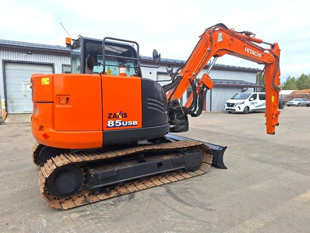 Hitachi ZX85USB-6 - Miniexcavadora: foto 4 Hitachi ZX85USB-6 - Miniexcavadora: foto 4