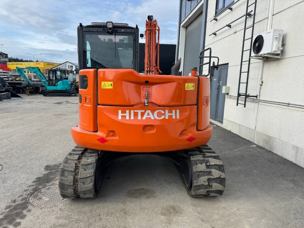 Hitachi ZX85USB-6, Uudella engcon EC209 tiltillä - Miniexcavadora: foto 4 Hitachi ZX85USB-6, Uudella engcon EC209 tiltillä - Miniexcavadora: foto 4