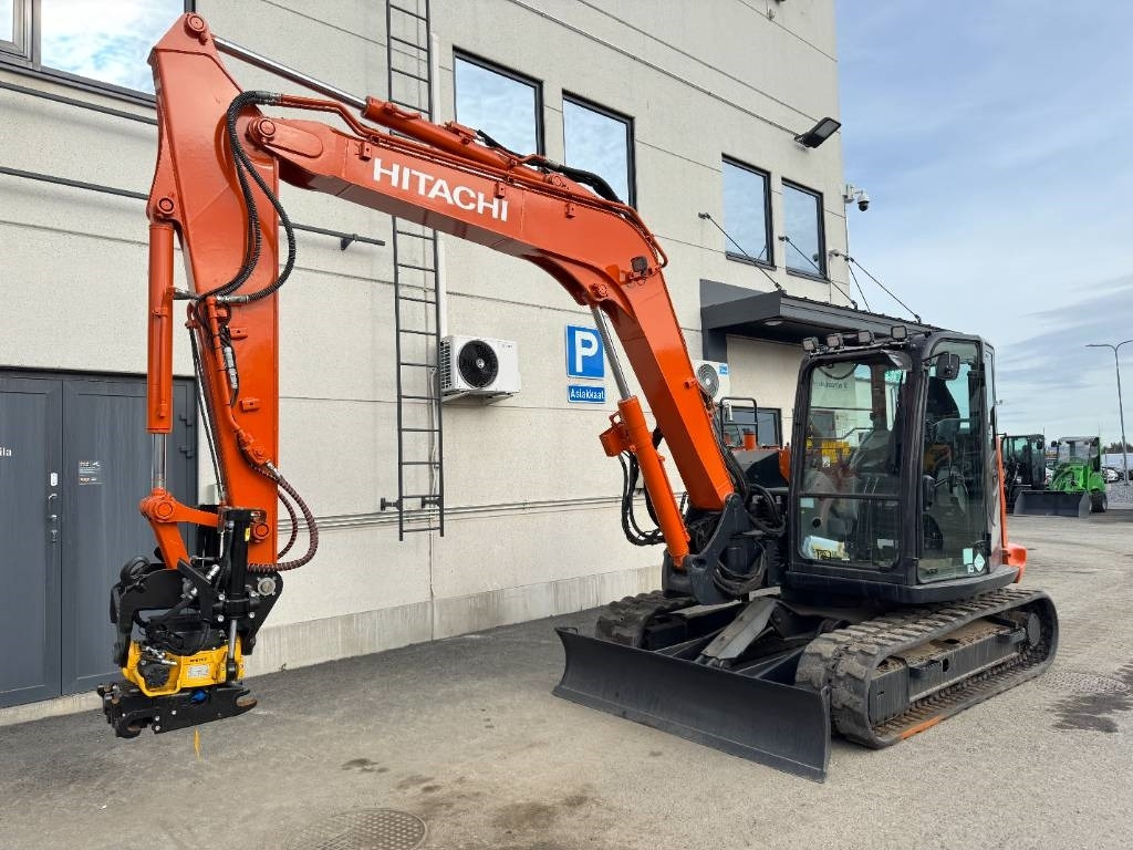 Hitachi ZX85USB-6, Uudella engcon EC209 tiltillä - Miniexcavadora: foto 2 Hitachi ZX85USB-6, Uudella engcon EC209 tiltillä - Miniexcavadora: foto 2