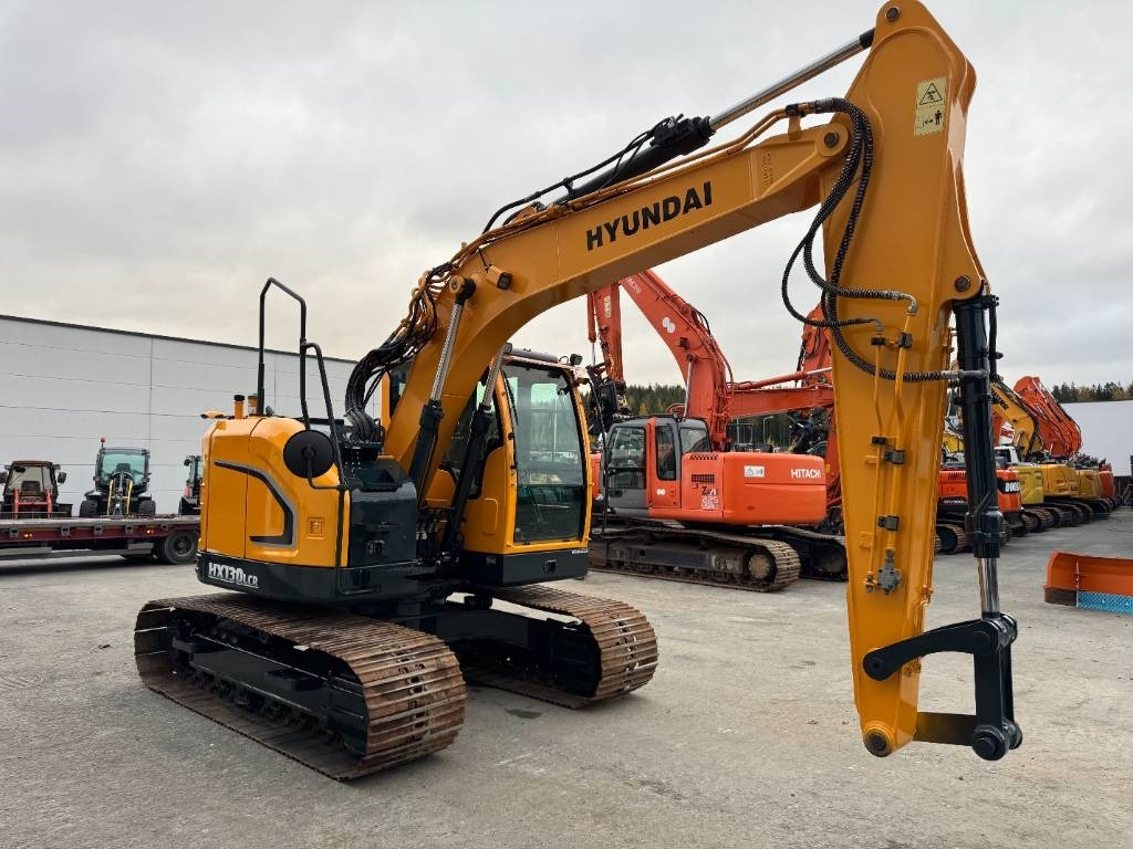 Excavadora de cadenas Hyundai HX130LCR: foto 7