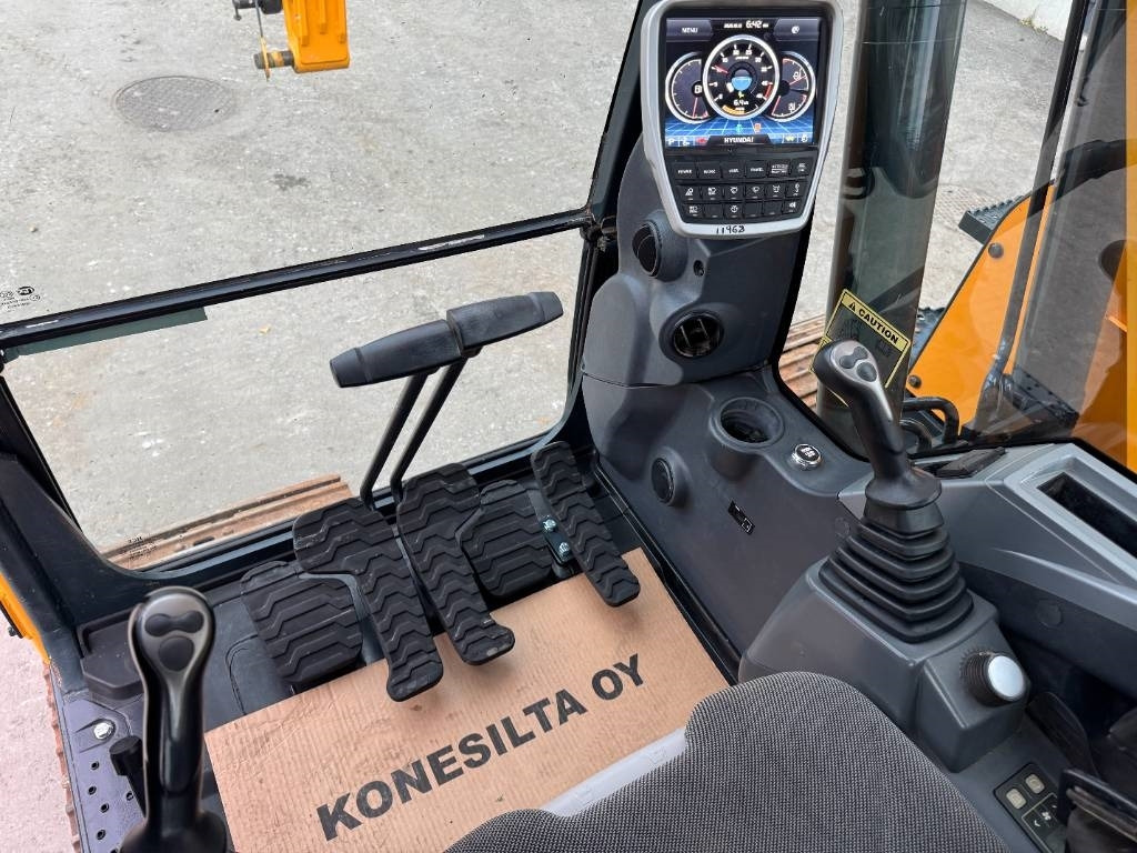 Excavadora de cadenas Hyundai HX130LCR: foto 15
