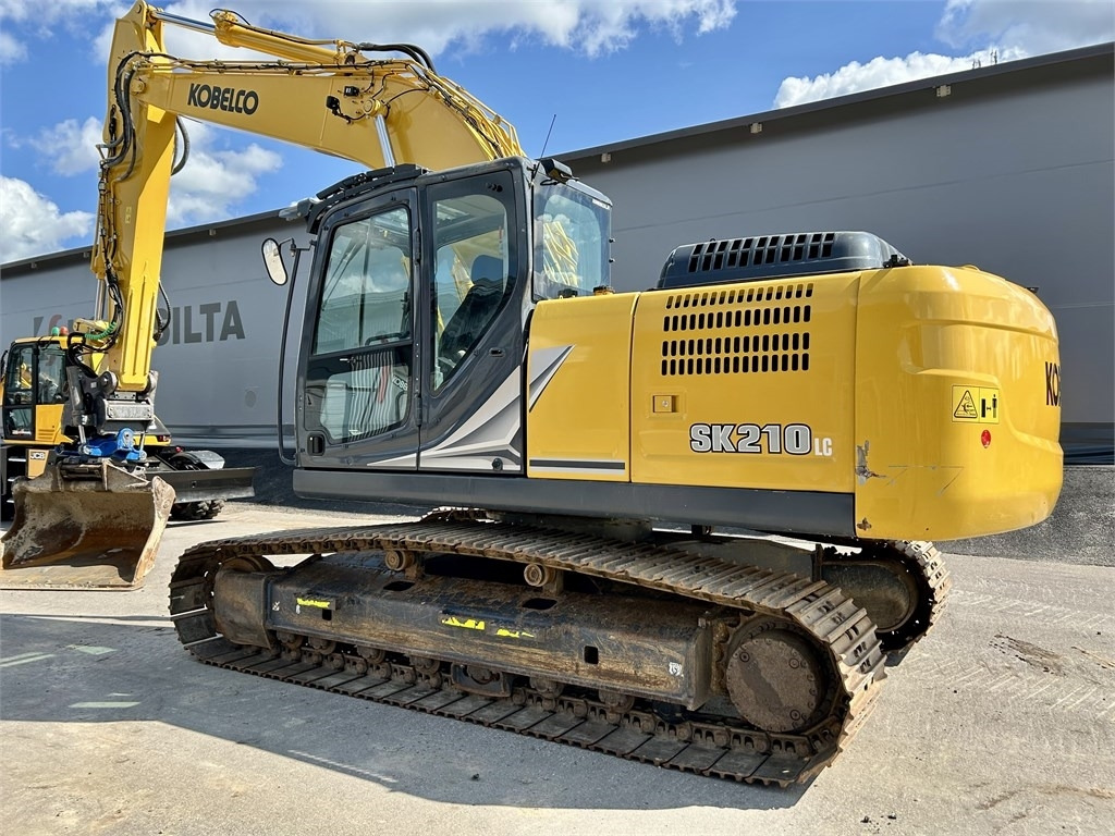 Kobelco SK210LC-11 PYÖRITTÄJÄLLÄ - Excavadora de cadenas: foto 3 Kobelco SK210LC-11 PYÖRITTÄJÄLLÄ - Excavadora de cadenas: foto 3