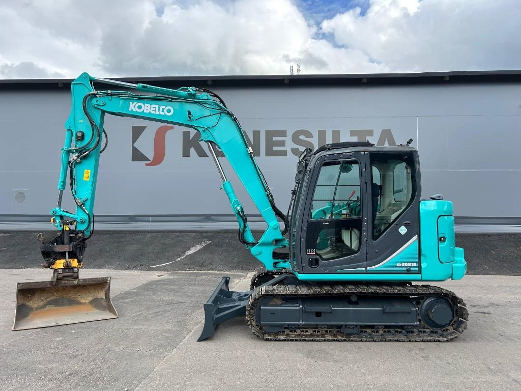 Kobelco SK85MSR-3 PYÖRITTÄJÄLLÄ - Miniexcavadora: foto 1 Kobelco SK85MSR-3 PYÖRITTÄJÄLLÄ - Miniexcavadora: foto 1
