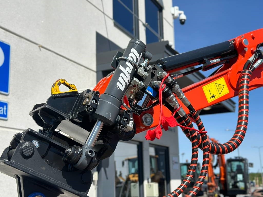 Leasing financiero de Kubota U 17-3 uusi Varustelupaketilla  leasing Kubota U 17-3 uusi Varustelupaketilla: foto 7