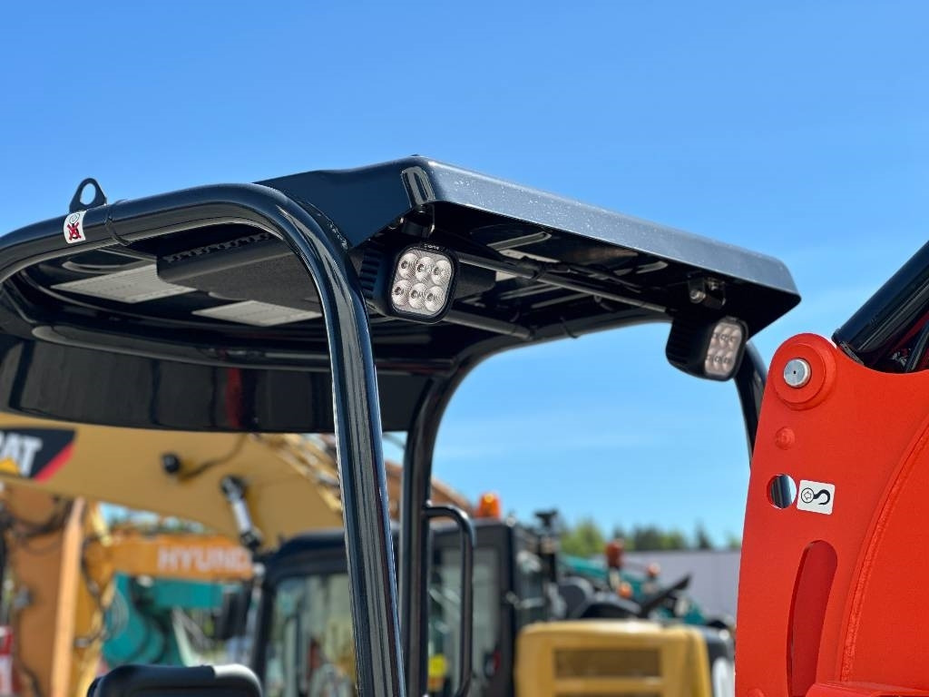 Leasing financiero de Kubota U 17-3 uusi Varustelupaketilla  leasing Kubota U 17-3 uusi Varustelupaketilla: foto 17