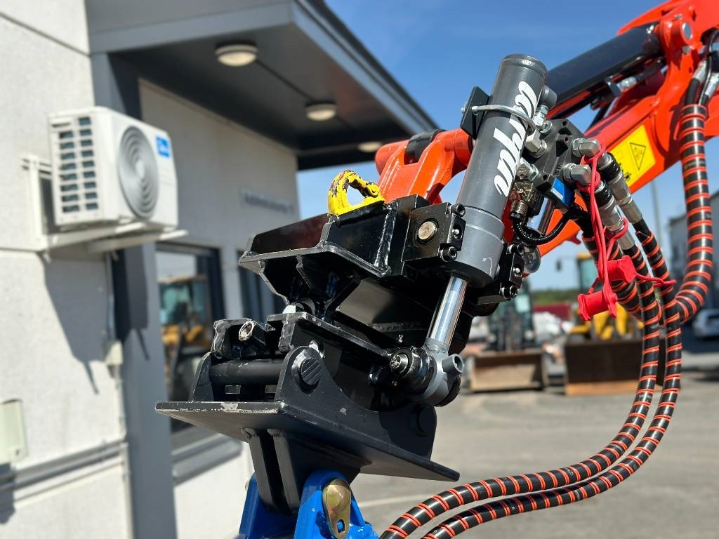 Leasing financiero de Kubota U 17-3 uusi Varustelupaketilla  leasing Kubota U 17-3 uusi Varustelupaketilla: foto 15