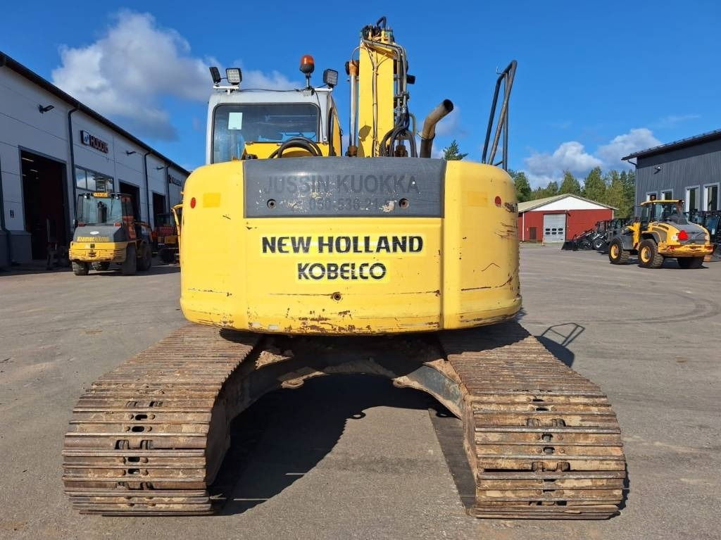 New Holland E135SRLC PYÖRITTÄJÄLLÄ - Excavadora de cadenas: foto 2 New Holland E135SRLC PYÖRITTÄJÄLLÄ - Excavadora de cadenas: foto 2