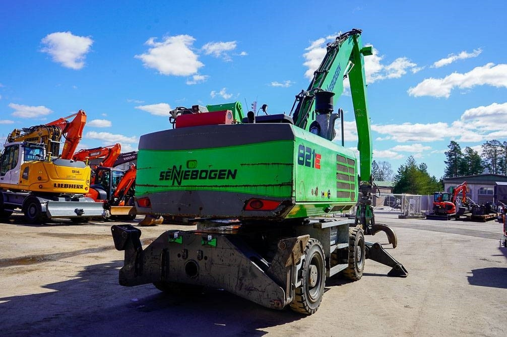 Manipulador de materiales Sennebogen 821E SIPULIKOURALLA: foto 11