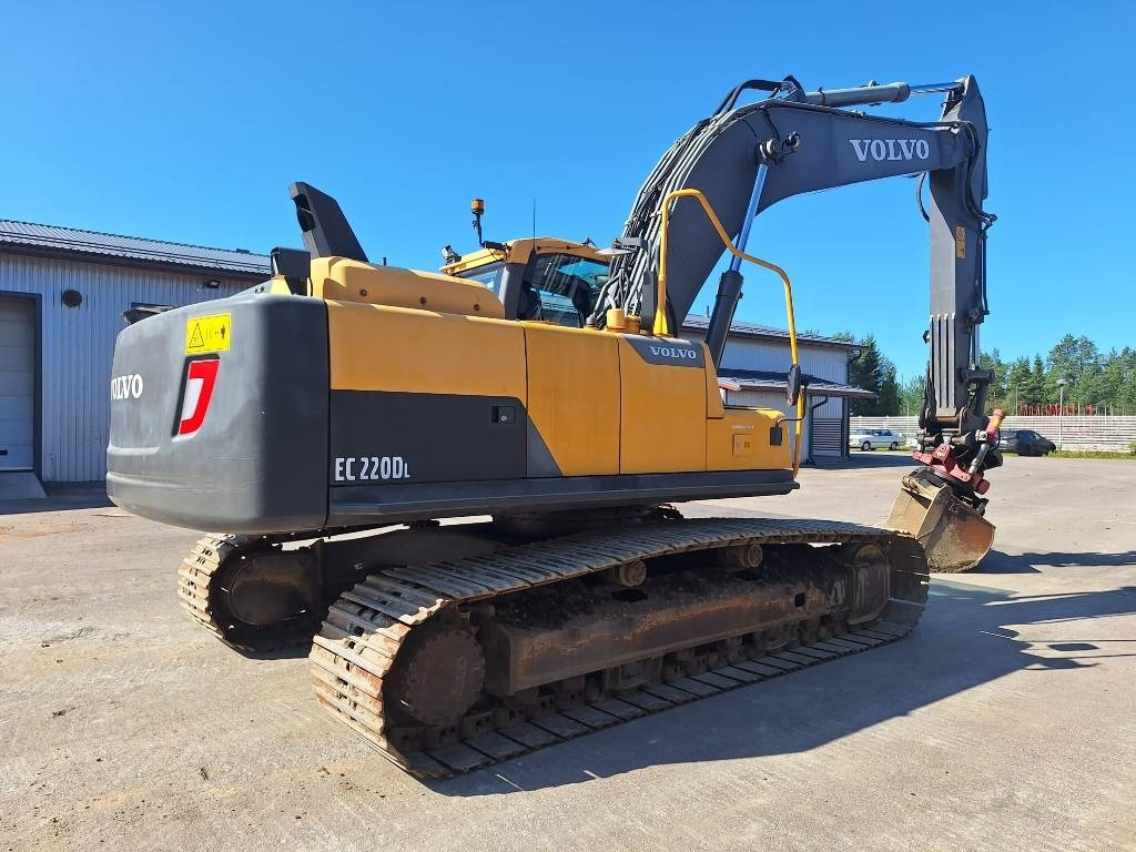 Volvo EC220DL PYÖRITTÄJÄLLÄ - Excavadora de cadenas: foto 4 Volvo EC220DL PYÖRITTÄJÄLLÄ - Excavadora de cadenas: foto 4