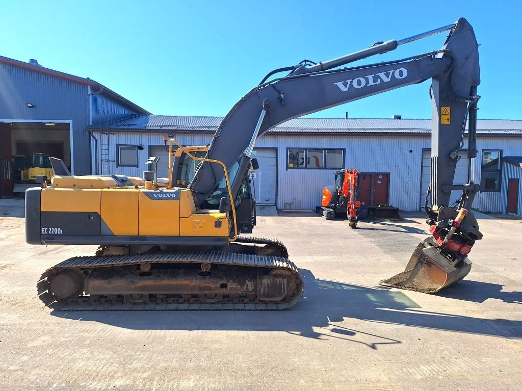 Volvo EC220DL PYÖRITTÄJÄLLÄ - Excavadora de cadenas: foto 5 Volvo EC220DL PYÖRITTÄJÄLLÄ - Excavadora de cadenas: foto 5