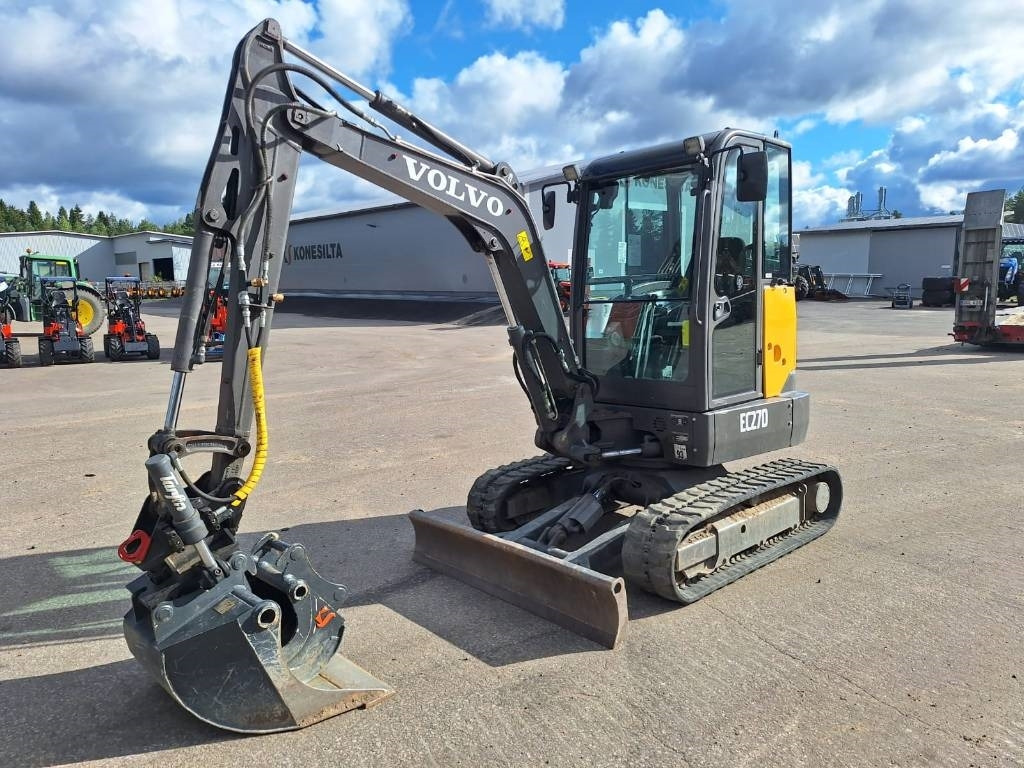 Miniexcavadora Volvo EC27D KALLISTAJA, 2-KAUHAA: foto 6