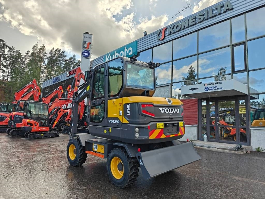 Volvo EW60E UUSI/AJAMATON - Excavadora de ruedas: foto 2 Volvo EW60E UUSI/AJAMATON - Excavadora de ruedas: foto 2