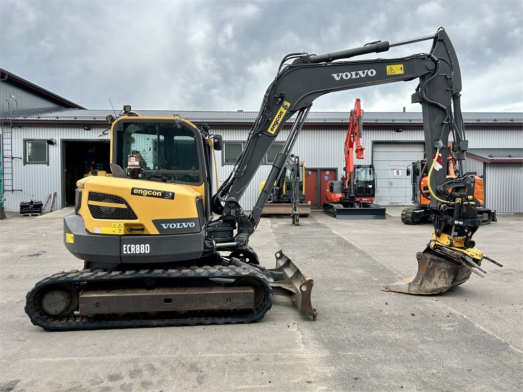 Volvo MYYTY! SOLD! ECR88D + TYÖLAITTEET  - Miniexcavadora: foto 5 Volvo MYYTY! SOLD! ECR88D + TYÖLAITTEET  - Miniexcavadora: foto 5