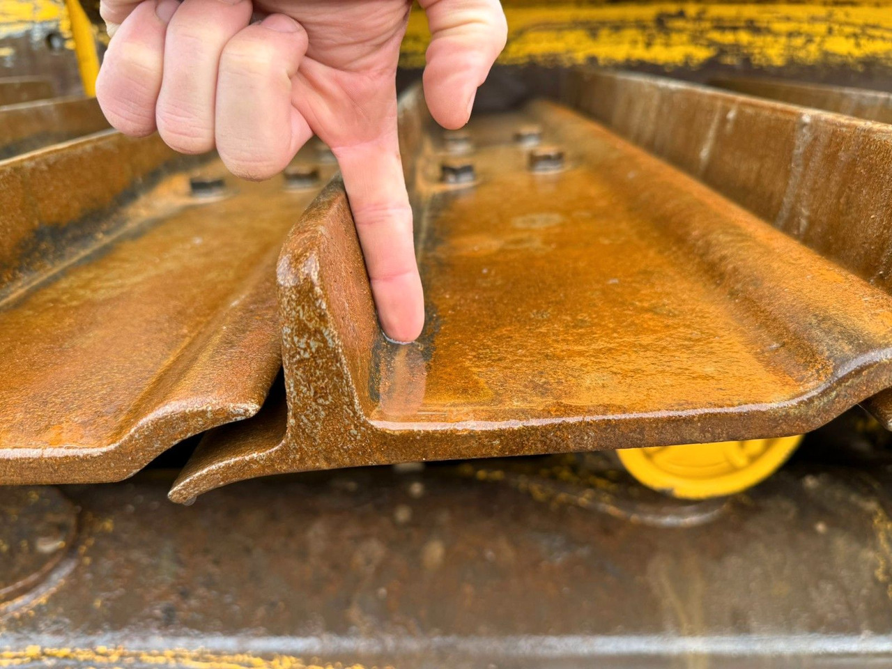 Bulldozer Komatsu D65PX-15. Fahrwerk 80%. Blatt 4.00m. ZSA. Klima.: foto 9 Bulldozer Komatsu D65PX-15. Fahrwerk 80%. Blatt 4.00m. ZSA. Klima.: foto 9