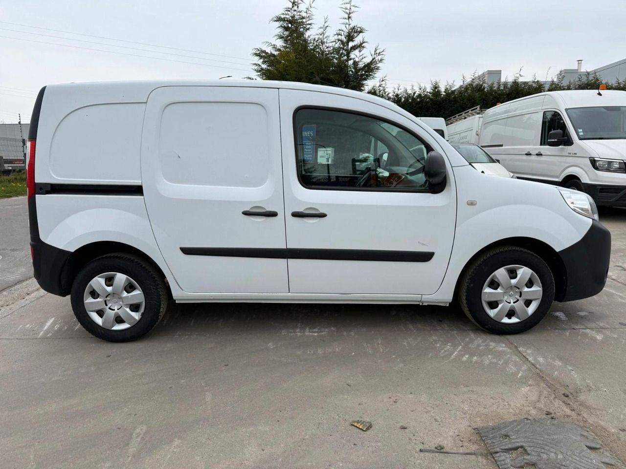 Renault Kangoo 1.5dCi. Klima. Navi. Motor Defekt! - Furgoneta pequeña: foto 2 Renault Kangoo 1.5dCi. Klima. Navi. Motor Defekt! - Furgoneta pequeña: foto 2