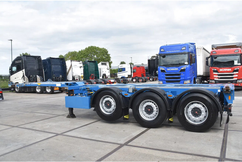 Broshuis MFCC - LIFT AXLE - SAF AXLES - DISC BRAKES - 2 x EXTENDABLE - EXCELLENT CONDITION - - Portacontenedore/ Intercambiable semirremolque: foto 4 Broshuis MFCC - LIFT AXLE - SAF AXLES - DISC BRAKES - 2 x EXTENDABLE - EXCELLENT CONDITION - - Portacontenedore/ Intercambiable semirremolque: foto 4