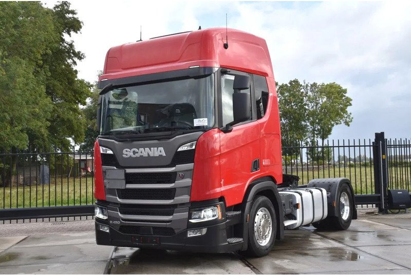 Scania R450 NGS 4x2 - ADR FL - RETARDER - 767 TKM - PTO - PARK. AIRCO - 4 POINT AIR SUSPENSION - ALCOA'S - LED LIGHTS - - Cabeza tractora: foto 1 Scania R450 NGS 4x2 - ADR FL - RETARDER - 767 TKM - PTO - PARK. AIRCO - 4 POINT AIR SUSPENSION - ALCOA'S - LED LIGHTS - - Cabeza tractora: foto 1