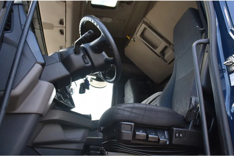 Scania S450 NGS 4x2NB - FULL AIR - 847 TKM - RETARDER - PARK. AIRCO - 2 x FUEL TANKS - TOP CONDITION - - Cabeza tractora: foto 4 Scania S450 NGS 4x2NB - FULL AIR - 847 TKM - RETARDER - PARK. AIRCO - 2 x FUEL TANKS - TOP CONDITION - - Cabeza tractora: foto 4