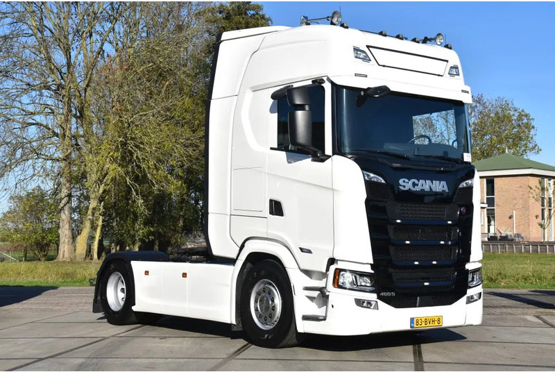 Scania S460 NGS 4x2NB - ONLY 112 TKM - FULL AIR - PARK. AIRCO - LEATHER SEATS - 2 x FUEL TANKS - LED LIGHTS - EXCELLENT CONDITION - - Cabeza tractora: foto 1 Scania S460 NGS 4x2NB - ONLY 112 TKM - FULL AIR - PARK. AIRCO - LEATHER SEATS - 2 x FUEL TANKS - LED LIGHTS - EXCELLENT CONDITION - - Cabeza tractora: foto 1