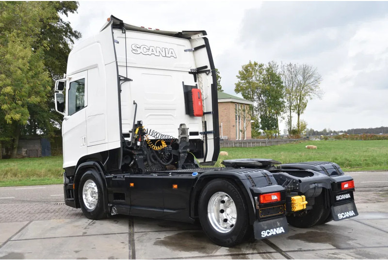 Scania S500 NGS 4x2NB - NEW TACHO - RETARDER - FULL AIR - PARK. AIRCO - 2 x FUEL TANKS - 4 POINT AIR SUSP. REAR - ALCOA'S - LED - - Cabeza tractora: foto 3 Scania S500 NGS 4x2NB - NEW TACHO - RETARDER - FULL AIR - PARK. AIRCO - 2 x FUEL TANKS - 4 POINT AIR SUSP. REAR - ALCOA'S - LED - - Cabeza tractora: foto 3