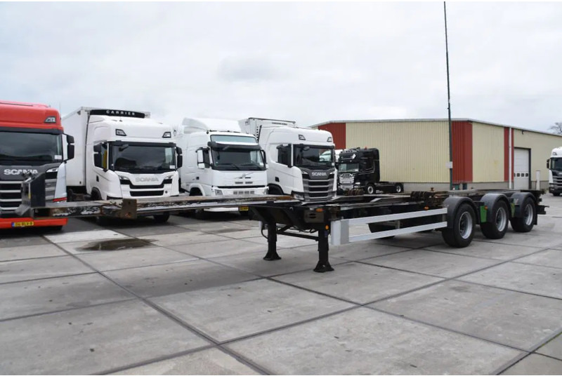 Renders ROC 16.27 CC - X STEERING - BPW AXLES - DISC BRAKES - - Portacontenedore/ Intercambiable semirremolque: foto 4 Renders ROC 16.27 CC - X STEERING - BPW AXLES - DISC BRAKES - - Portacontenedore/ Intercambiable semirremolque: foto 4