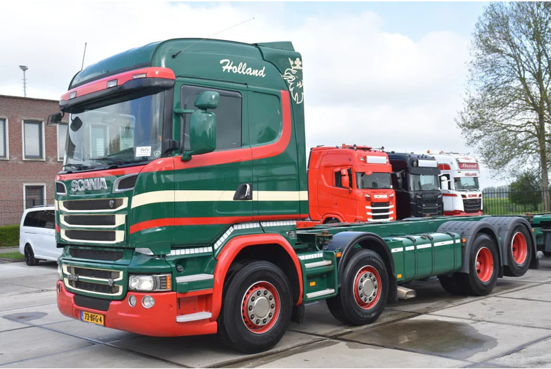 Scania R520 HL V8 8x2 - EURO 6 - MANUAL - RETARDER - WHEELBASE: 510 cm - 10 TONS FRONT AXLE - XENON - - Portacontenedore/ Intercambiable camión: foto 1 Scania R520 HL V8 8x2 - EURO 6 - MANUAL - RETARDER - WHEELBASE: 510 cm - 10 TONS FRONT AXLE - XENON - - Portacontenedore/ Intercambiable camión: foto 1