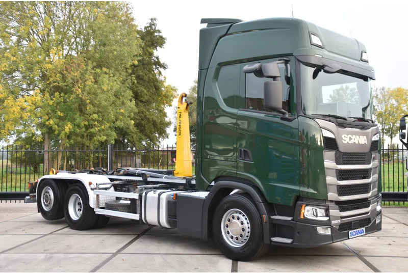 Scania S500 NGS 6x2*4 - HOOKLIFT - RETARDER - 375 TKM - PARK. AIRCO - WHEELBASE: 475 CM - PTO - EXCELLENT CONDITION - - Multibasculante camión: foto 2 Scania S500 NGS 6x2*4 - HOOKLIFT - RETARDER - 375 TKM - PARK. AIRCO - WHEELBASE: 475 CM - PTO - EXCELLENT CONDITION - - Multibasculante camión: foto 2