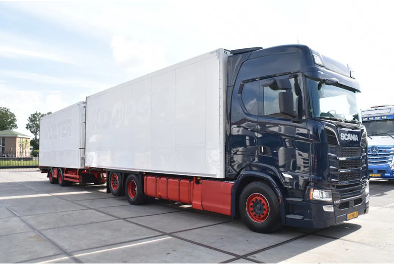 Scania S520 V8 NGS 6x2*4NB + SCHMITZ ZKO 20 - THERMO KING - RETARDER - FULL AIR - WHEELBASE: 515 CM - TOP CONDITION - - Frigorífico camión: foto 4 Scania S520 V8 NGS 6x2*4NB + SCHMITZ ZKO 20 - THERMO KING - RETARDER - FULL AIR - WHEELBASE: 515 CM - TOP CONDITION - - Frigorífico camión: foto 4