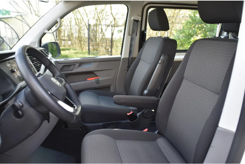 Volkswagen Transporter 2.0 TDI - 110 KW - ONLY 10 TKM - AUT. GEARBOX - NAVI - CAMERA - SLIDING DOOR - LIKE NEW !! - Furgoneta pequeña, Furgoneta combi: foto 4 Volkswagen Transporter 2.0 TDI - 110 KW - ONLY 10 TKM - AUT. GEARBOX - NAVI - CAMERA - SLIDING DOOR - LIKE NEW !! - Furgoneta pequeña, Furgoneta combi: foto 4