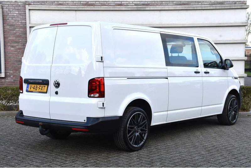 Volkswagen Transporter 2.0 TDI - 110 KW - ONLY 10 TKM - AUT. GEARBOX - NAVI - CAMERA - SLIDING DOOR - LIKE NEW !! - Furgoneta pequeña, Furgoneta combi: foto 3 Volkswagen Transporter 2.0 TDI - 110 KW - ONLY 10 TKM - AUT. GEARBOX - NAVI - CAMERA - SLIDING DOOR - LIKE NEW !! - Furgoneta pequeña, Furgoneta combi: foto 3