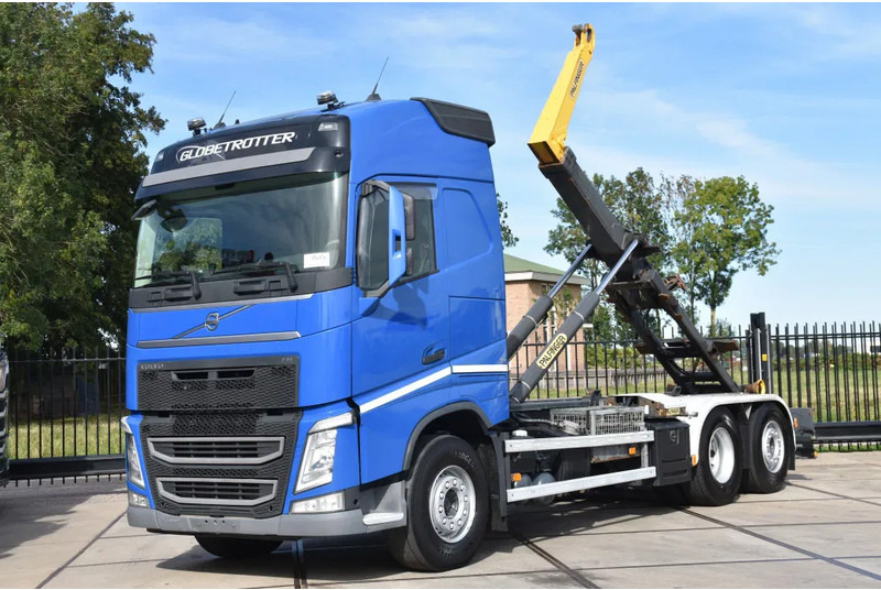 Volvo FH 460 6x2*4 - PALFINGER HOOKLIFT - 841 TKM - PARK. AIRCO - WHEELBASE: 480 CM - PTO - TOP CONDITION - - Multibasculante camión: foto 1 Volvo FH 460 6x2*4 - PALFINGER HOOKLIFT - 841 TKM - PARK. AIRCO - WHEELBASE: 480 CM - PTO - TOP CONDITION - - Multibasculante camión: foto 1